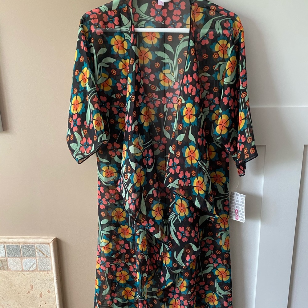 LuLaRoe Small Black Floral Shirley